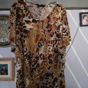 Chic Animal Print Blouse